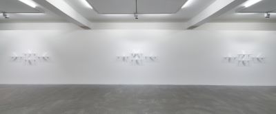 Til ljóss, skugga og ryks